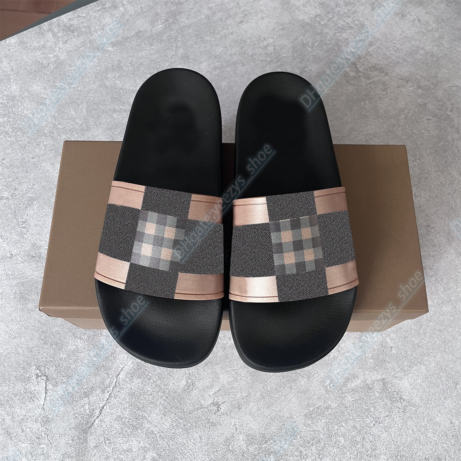 shoes designer summer woman man luxury Slipper classic vintage check printed sandal Italian style flat slides 35-45 size with dust bag free shipping, #1
shoes designer summer woman man luxury Slipper classic vintage check printed sandal Italian style flat slides 35-45 size with dust bag free shipping, #1