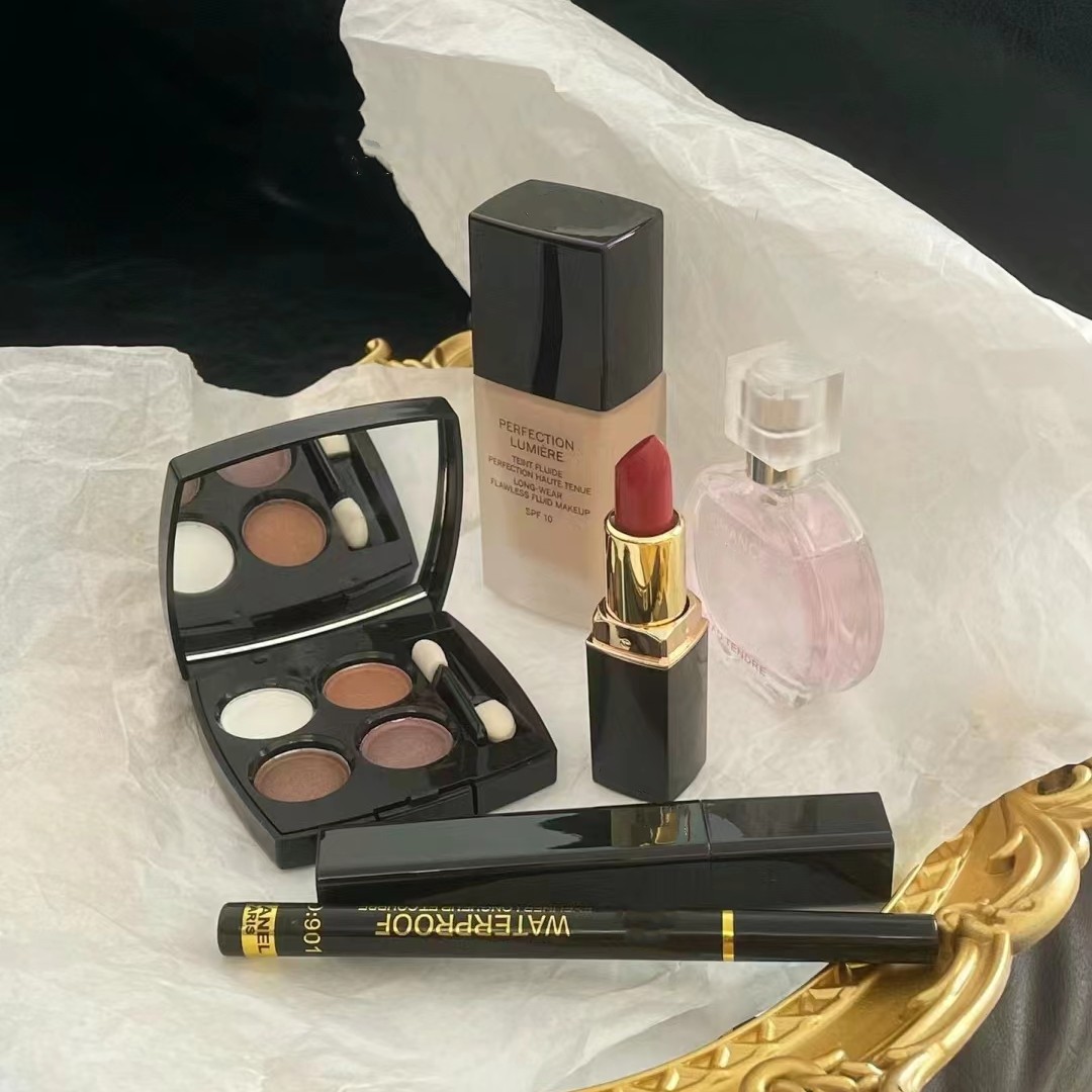 Top 6 in 1 Makeup Gift Set Perfume Cosmetics Holiday Gift Collection Waterproof Mascara Eyeliner Cosmetic Matte Lipstick Make Up