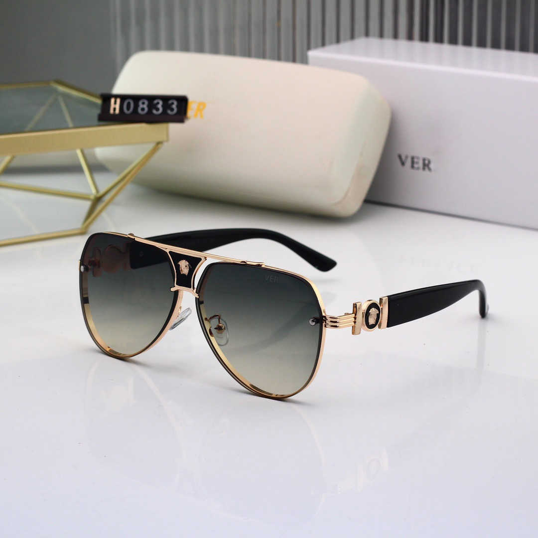 Luxury Designer Versage Sunglasses Men's Women's Vercace Sunglasses Fashion Trend Glasses Ravel Holiday Sunglasses Women's Ultraviolet Protection Green 0833
Luxury Designer Versage Sunglasses Men's Women's Vercace Sunglasses Fashion Trend Glasses Ravel Holiday Sunglasses Women's Ultraviolet Protection Green 0833