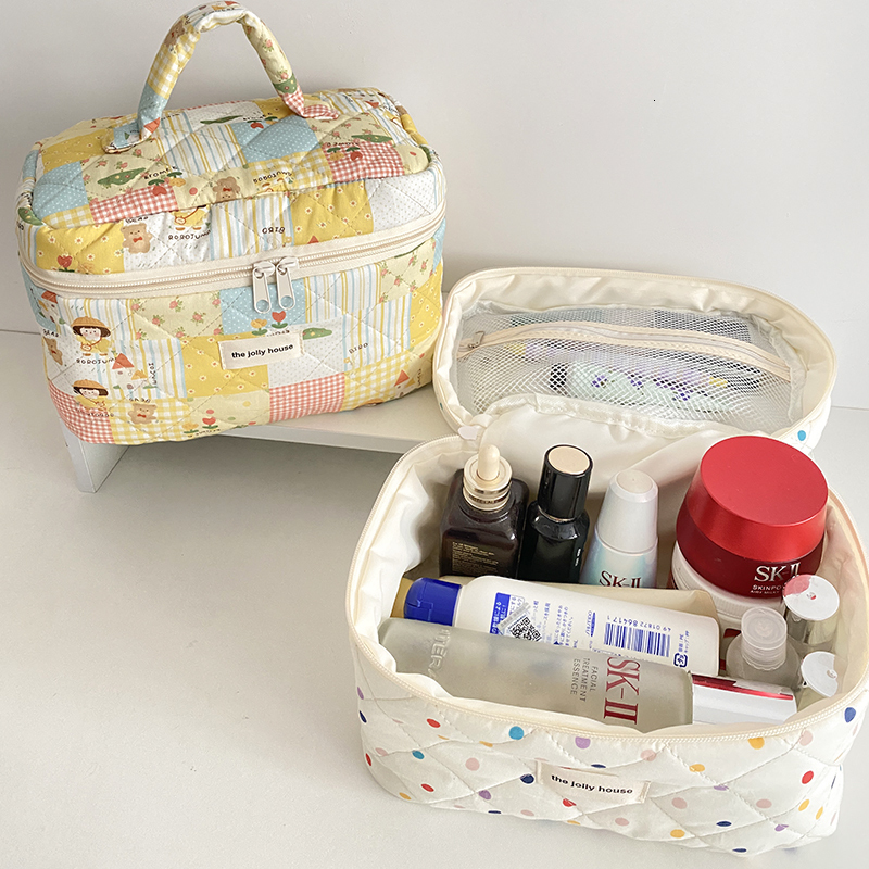 Cosmetic Bags Cases Portable women's toilet cover quilted cotton makeup bag women's zippered makeup bag 230406