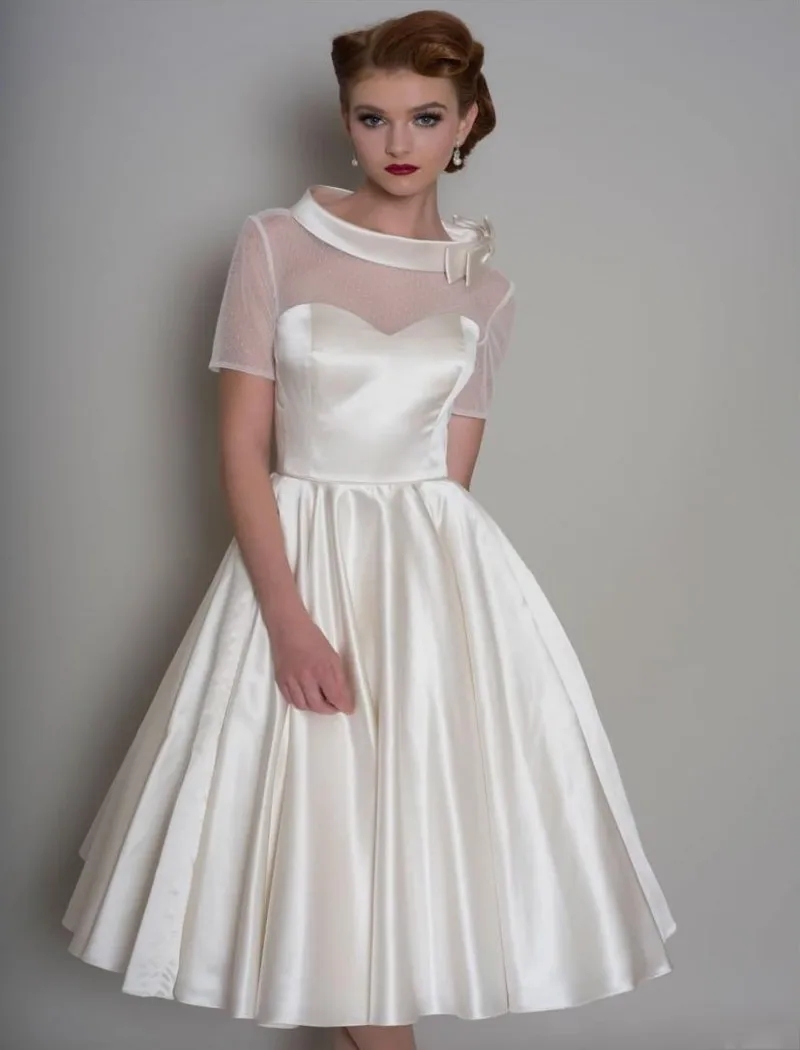 Vintage Champagne Short Wedding Dress 2024 Sleeves O-Neck Sheer Bow Back Bridal Gowm Knee Length Vestidos Lace Satin Robe De Mairage