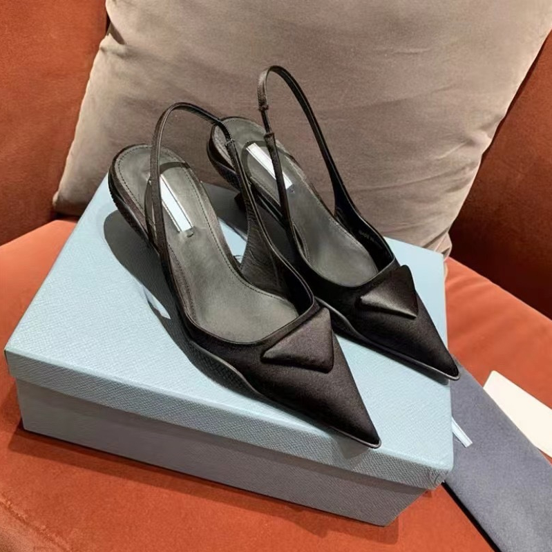 P Triangle Kitten Heel Sandals for Women Summer French Style Designer Shoes