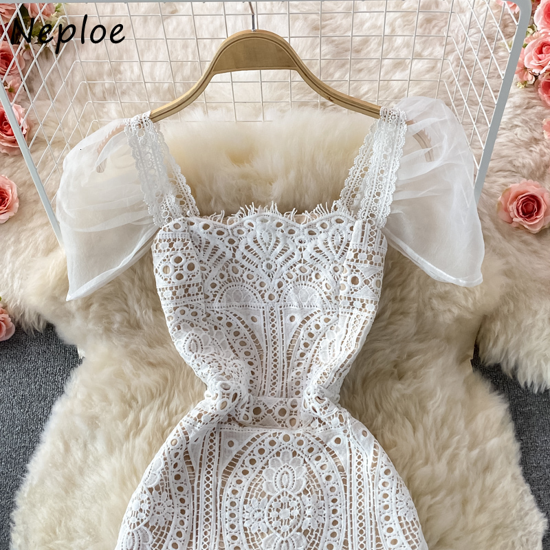 Casual Dresses Employee Square Neck Puff Sleeves Women's Dress Mild Lace Vestidos Women's High Thin Waist Solid Hollow Ceremony Robe 230407