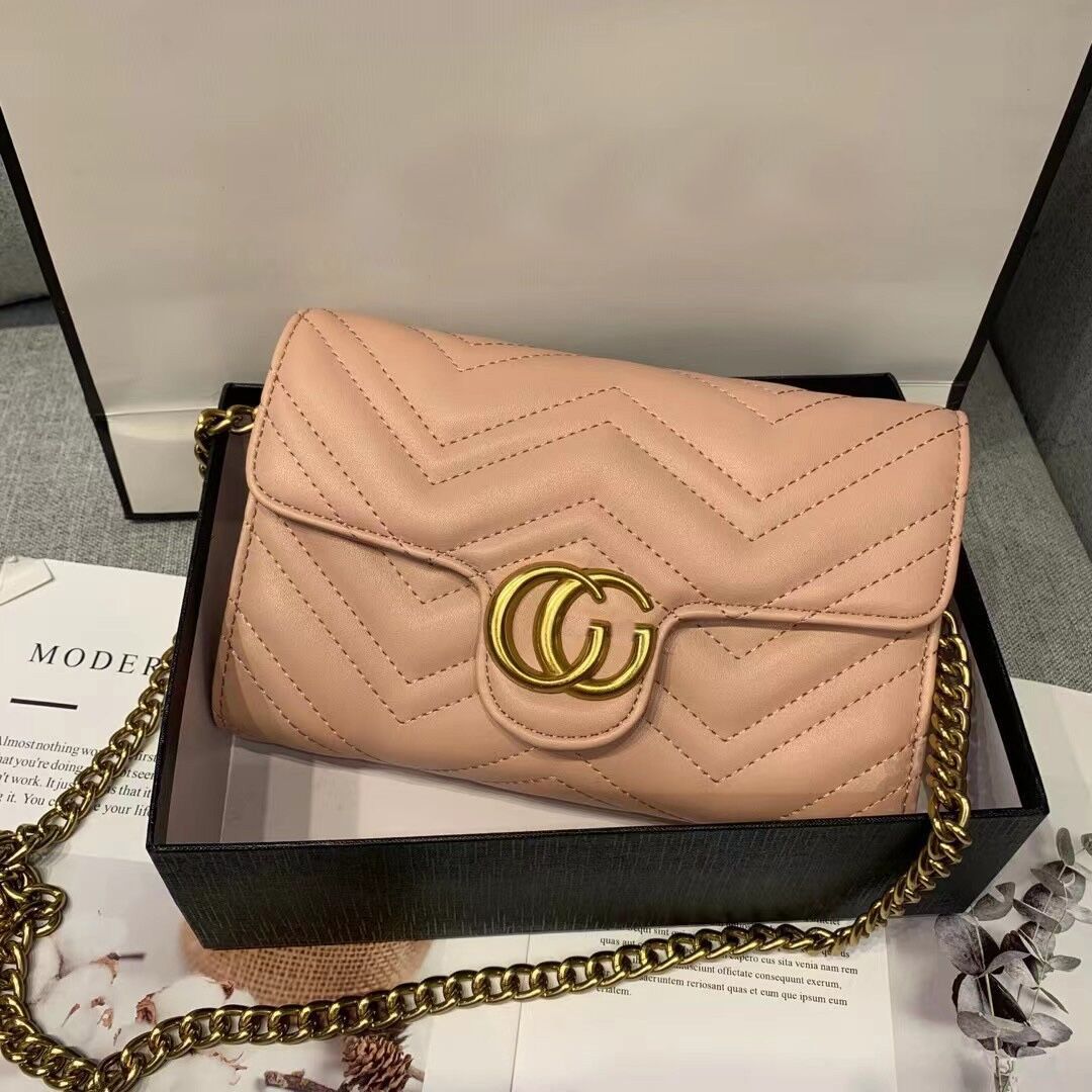 Classic Brand Luxury Designer New Style Marmont Shoulder Bags Women Gold Chain Cross Body Bag PU Leather Handbags Purse Female Messenger Tote Bag, Red
Classic Brand Luxury Designer New Style Marmont Shoulder Bags Women Gold Chain Cross Body Bag PU Leather Handbags Purse Female Messenger Tote Bag, Red