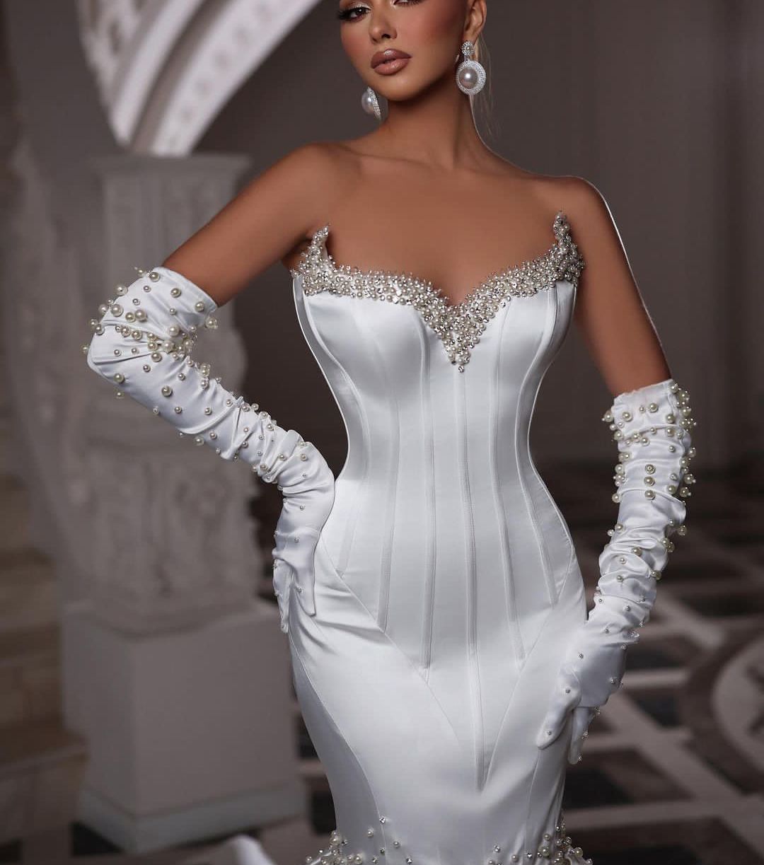 Elegant Mermaid Wedding Dresses Long Sleeves V Neck Appliques Sequins Beaded Ruffles Diamonds Trumpet Train Floor Length Bridal Gowns Custom Made abit