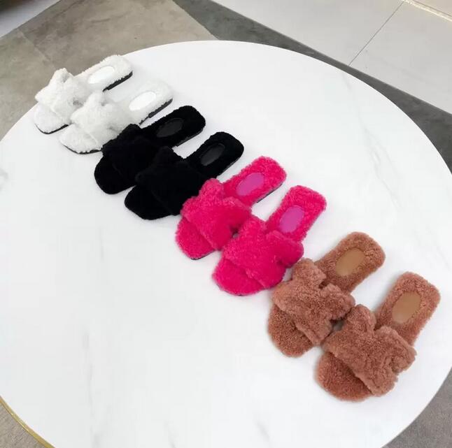 Luxury Mao Mao slippers casual sandals Oran wool slipway winter plush fur slipway ladies classic H-letter open-toed rubber-soled flat slippers Tape box, Red
Luxury Mao Mao slippers casual sandals Oran wool slipway winter plush fur slipway ladies classic H-letter open-toed rubber-soled flat slippers Tape box, Red