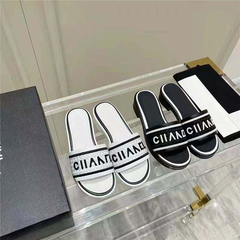 Womens Classic Pearl Slippers Bath Sandals Outdoor Boots Popsicle Casual Zipper Ladies Shoes Black White Red Blue Pink Brown Green Platform Slides, #15
Womens Classic Pearl Slippers Bath Sandals Outdoor Boots Popsicle Casual Zipper Ladies Shoes Black White Red Blue Pink Brown Green Platform Slides, #15