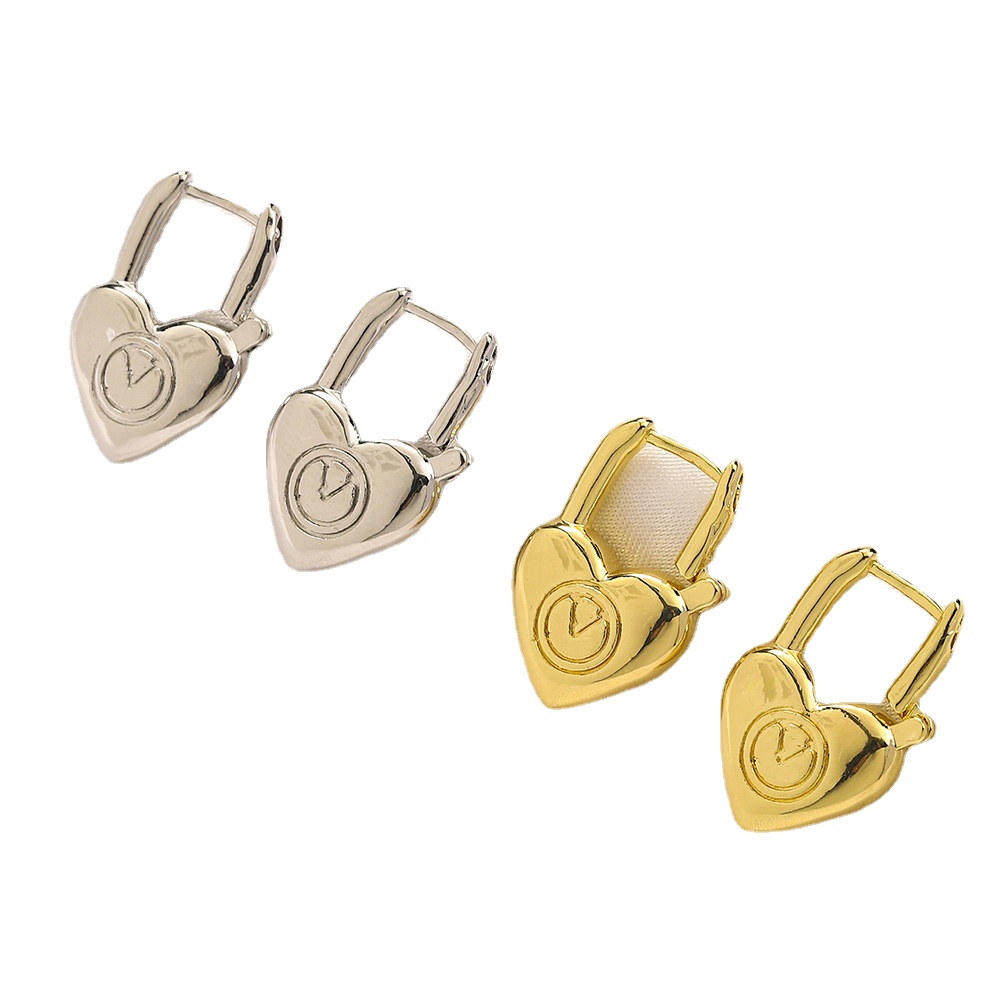 Luxury Designer Earrings Charm Heart 18K Gold Plated Earrings Gift Jewelry Stud Earrings 925 Silver Fashion Jewelry Accessories Stainless Steel ZG2275
Luxury Designer Earrings Charm Heart 18K Gold Plated Earrings Gift Jewelry Stud Earrings 925 Silver Fashion Jewelry Accessories Stainless Steel ZG2275