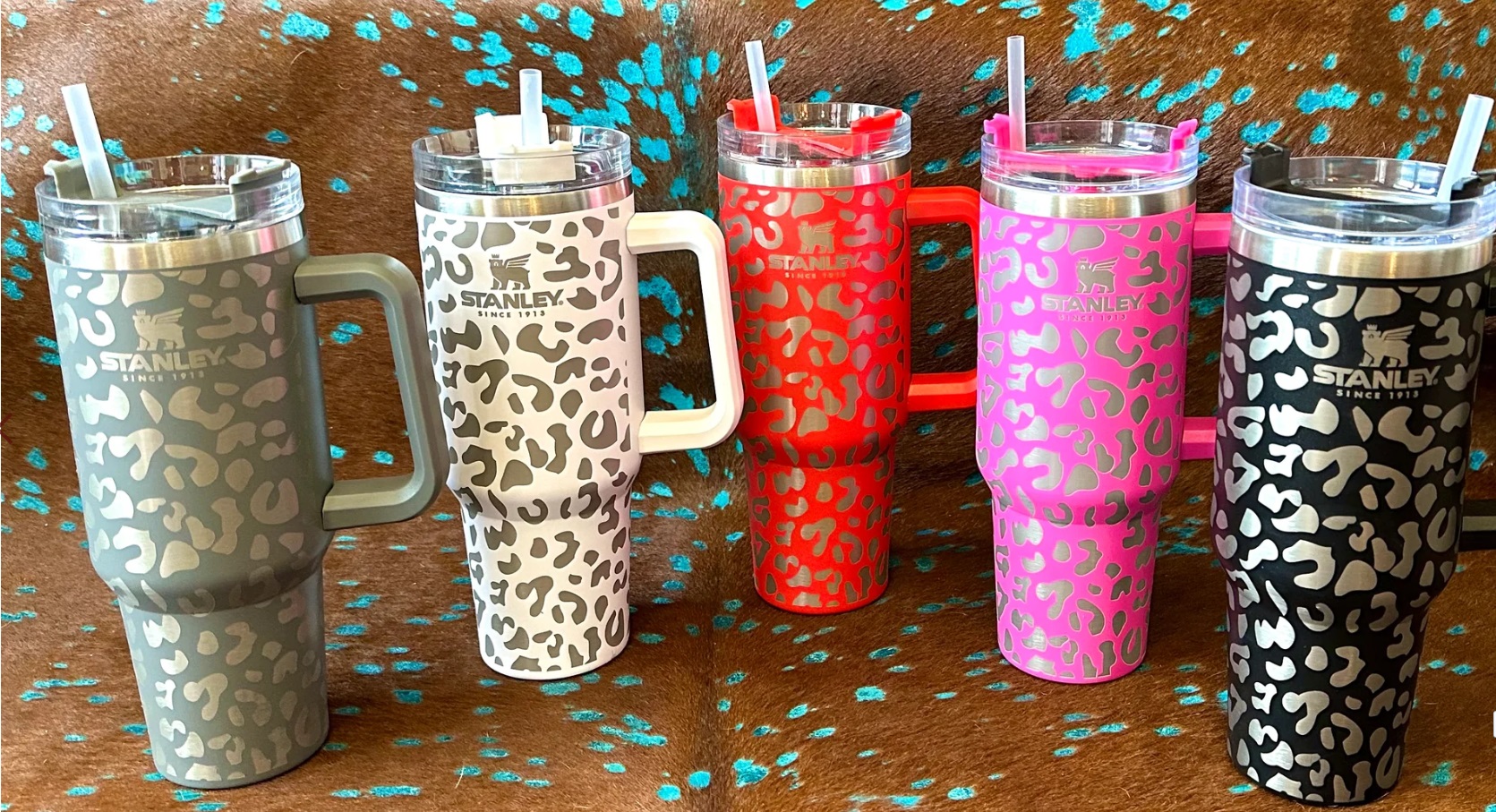 With Stanley Logo 40oz Mug Tumbler Leopard Print With Handle Insulated Tumblers Lids Straw Stainless Steel Coffee Termos Cup 0407
With Stanley Logo 40oz Mug Tumbler Leopard Print With Handle Insulated Tumblers Lids Straw Stainless Steel Coffee Termos Cup 0407