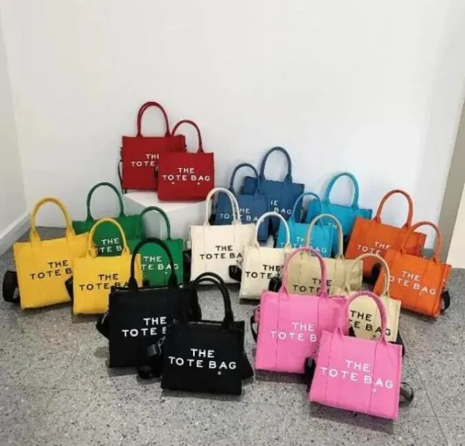 The tote bag lady famous designer cool practical Large capacity plain cross body shoulder handbags women great coin purse crossbody casual square canvas wallets0.0
The tote bag lady famous designer cool practical Large capacity plain cross body shoulder handbags women great coin purse crossbody casual square canvas wallets0.0