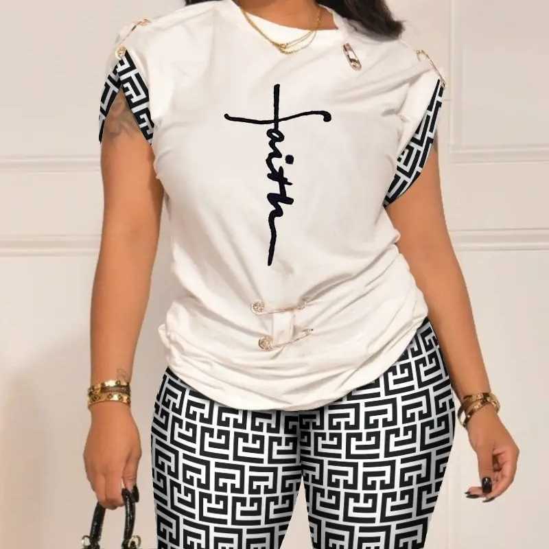 Designer Plus Size 3xl Tracksuits Women Summer Fashion Casual Two Piece Set Digital Print Short Sleeve And Shorts 2 Piece Outfits