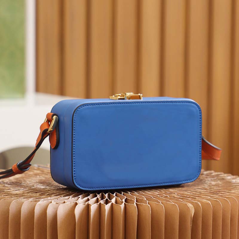 Bag fashion bag women designers handbag crossbody luxury chain wholesale new evening bag for women clutch bags leather chain fashion handbags purse wallet, Blue
Bag fashion bag women designers handbag crossbody luxury chain wholesale new evening bag for women clutch bags leather chain fashion handbags purse wallet, Blue