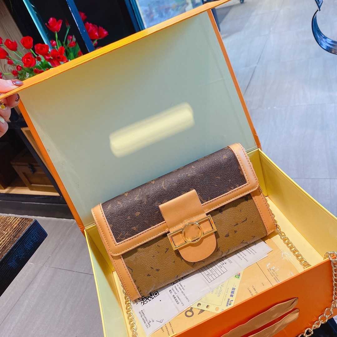 Brand Designer Bags Handbags Shoulder Crossbody Bag Tote Woman's 2023 New Fashion Texture Leather Chain Underarm bag Messenger bags Envelope bag Factory Sales, 7 size 20*15*7cm
Brand Designer Bags Handbags Shoulder Crossbody Bag Tote Woman's 2023 New Fashion Texture Leather Chain Underarm bag Messenger bags Envelope bag Factory Sales, 7 size 20*15*7cm