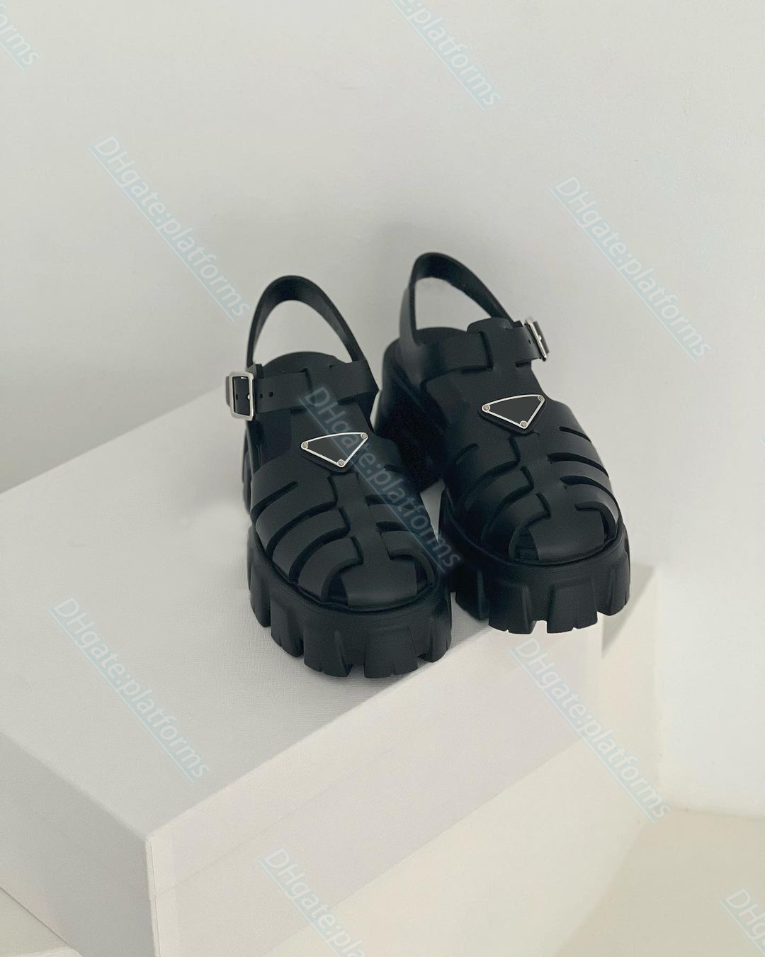 2023 sandal new luxury shoe designer woman slide mens shoe Summer Beach Leisure Outdoor shoe Foam slide rubber sandal platform sliders free shipping, #1 black
2023 sandal new luxury shoe designer woman slide mens shoe Summer Beach Leisure Outdoor shoe Foam slide rubber sandal platform sliders free shipping, #1 black