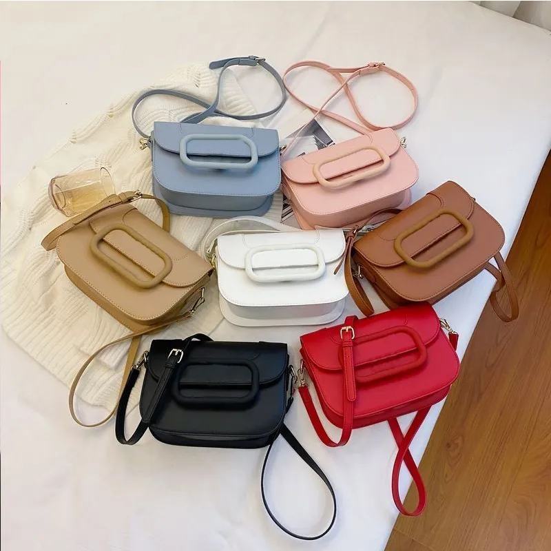 Luxury Designer woman bags Valentinose Shoulder Women's Gold chain Genuine leather handbag tote clutch flap Valentinoity crossbody wallet square bag Envelope bags, Red
Luxury Designer woman bags Valentinose Shoulder Women's Gold chain Genuine leather handbag tote clutch flap Valentinoity crossbody wallet square bag Envelope bags, Red