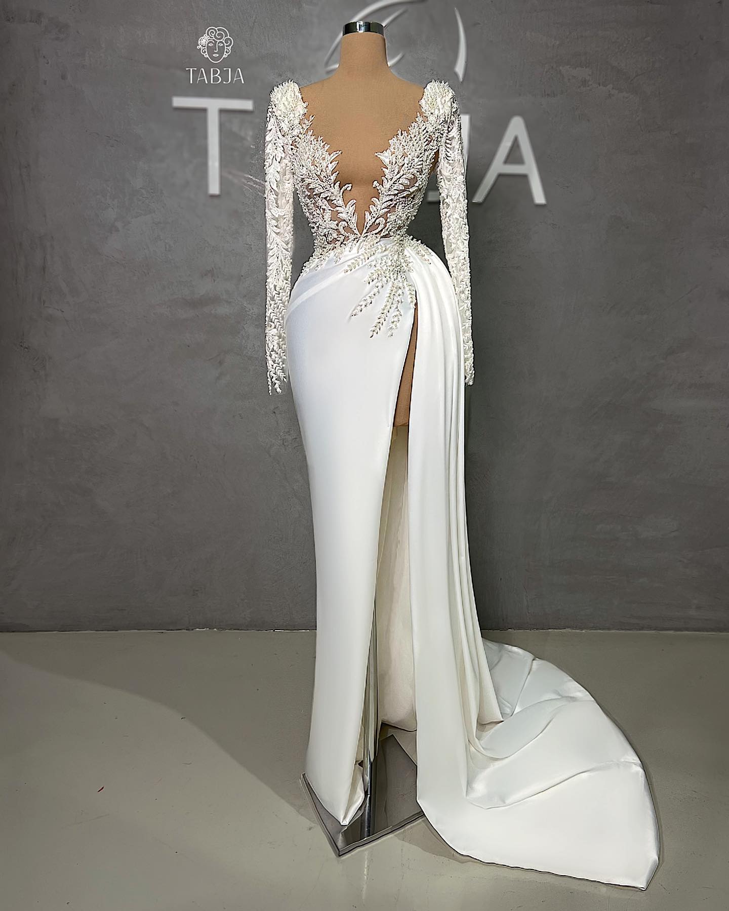Elegant Mermaid Split Wedding Dresses Long Sleeve Beaded Bridal Gown Sexy Sheer V Neck Vestidos de novia