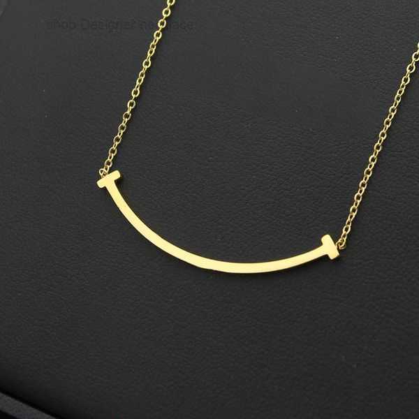 Pendant Necklaces Designer Luxury Heart-shaped Necklace Bracelet Women's Stainless Steel Jewelry Valentine's Day Gift Girlfriend Wholesale with Box 14 ZBS4
Pendant Necklaces Designer Luxury Heart-shaped Necklace Bracelet Women's Stainless Steel Jewelry Valentine's Day Gift Girlfriend Wholesale with Box 14 ZBS4