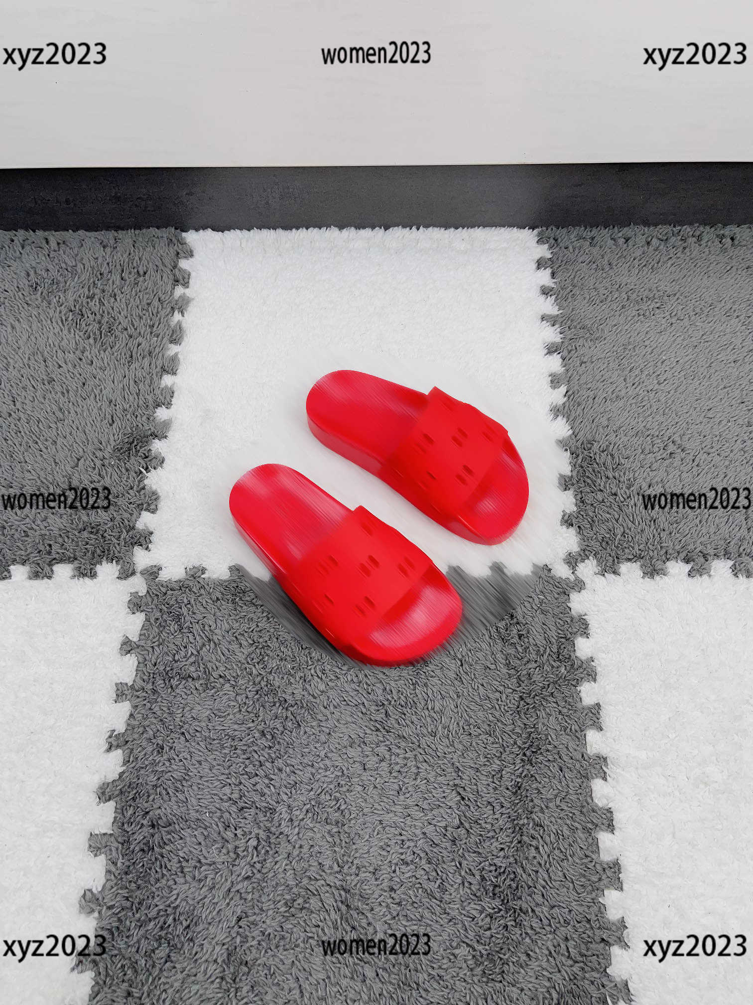 luxury designer baby shoes Fashion Kids Sandals SHigh quality lippers Summer Box Packaging Letter hollow upper Children's Size 26-35, #1
luxury designer baby shoes Fashion Kids Sandals SHigh quality lippers Summer Box Packaging Letter hollow upper Children's Size 26-35, #1