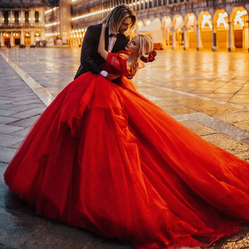 Princess Prom Dresses Red Off Shoulder Ball Gown Formal Dress For Women Girls Crystals Beaded Tulle Long Special Occasion Gowns Evening Wear