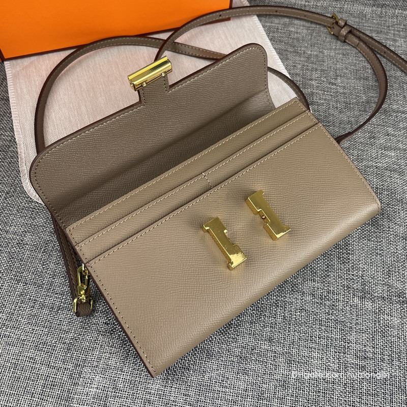 Genuine leather Designer Woman bag handbag shoulder bags clutch wallet card holder original box sales discount with metal letter, 9852szw grey-gold
Genuine leather Designer Woman bag handbag shoulder bags clutch wallet card holder original box sales discount with metal letter, 9852szw grey-gold