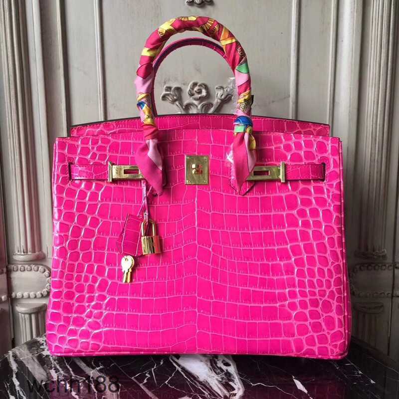 Birkins Bags Woman Classic Bag 2023 Crocodile Burkin Fashion Rare Luxurys Tote Handbags Pure Cowhide Pattern Handheld Large 30cm, Red11
Birkins Bags Woman Classic Bag 2023 Crocodile Burkin Fashion Rare Luxurys Tote Handbags Pure Cowhide Pattern Handheld Large 30cm, Red11