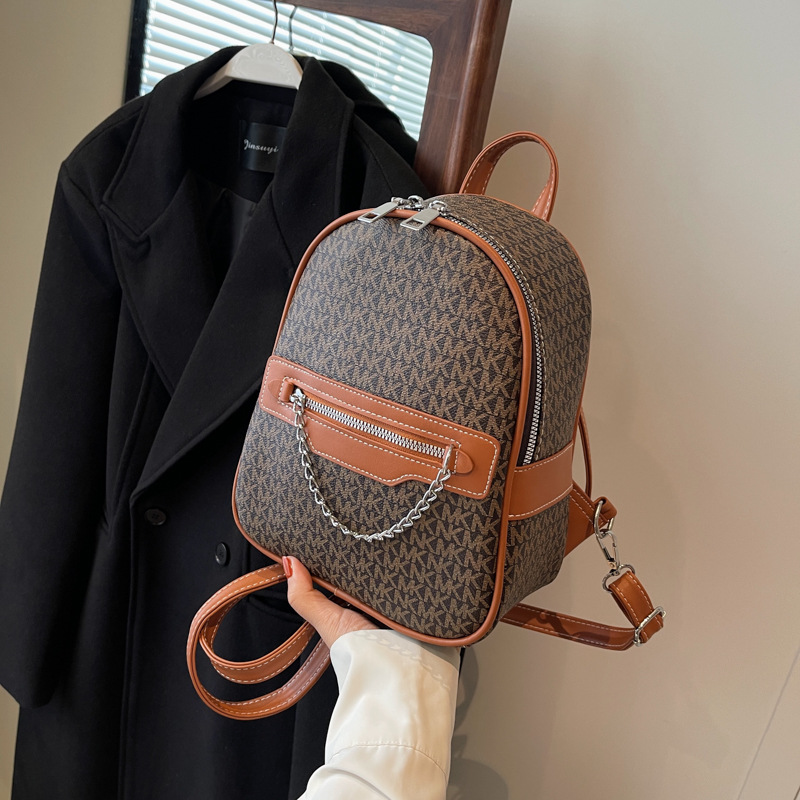 Ladies shoulder bag 4 colors this year's popular letter fashion backpack small personality chain women handbag Joker color matching leather leisure backpacks 2326#