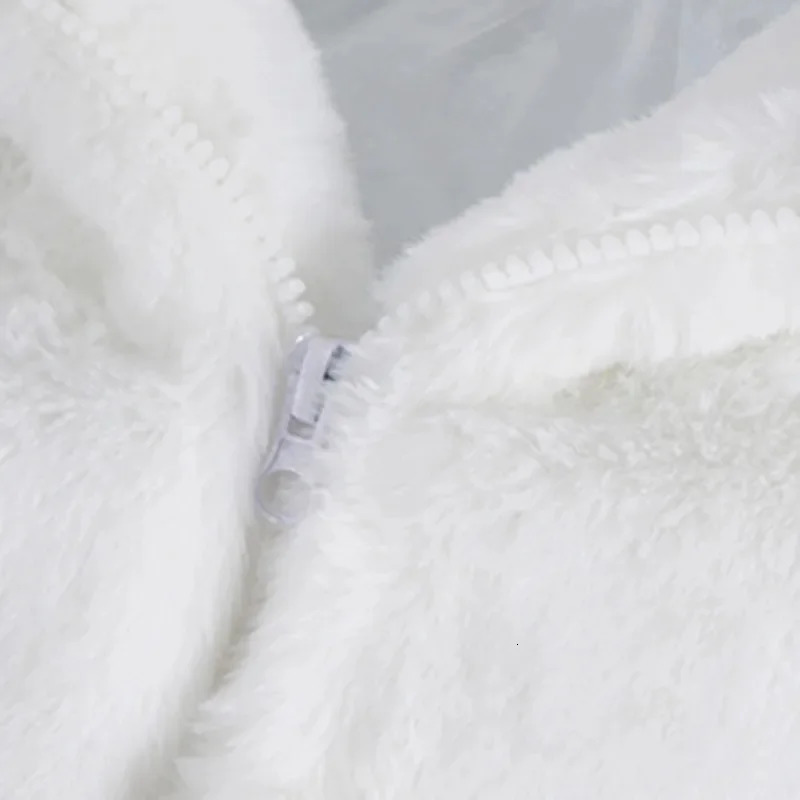 Men's Jackets Winter Oversized White Faux Fur Coat Men with Hood Long Sleeve Zipper Casual Loose Fluffy Jacket for Style 2024 231107