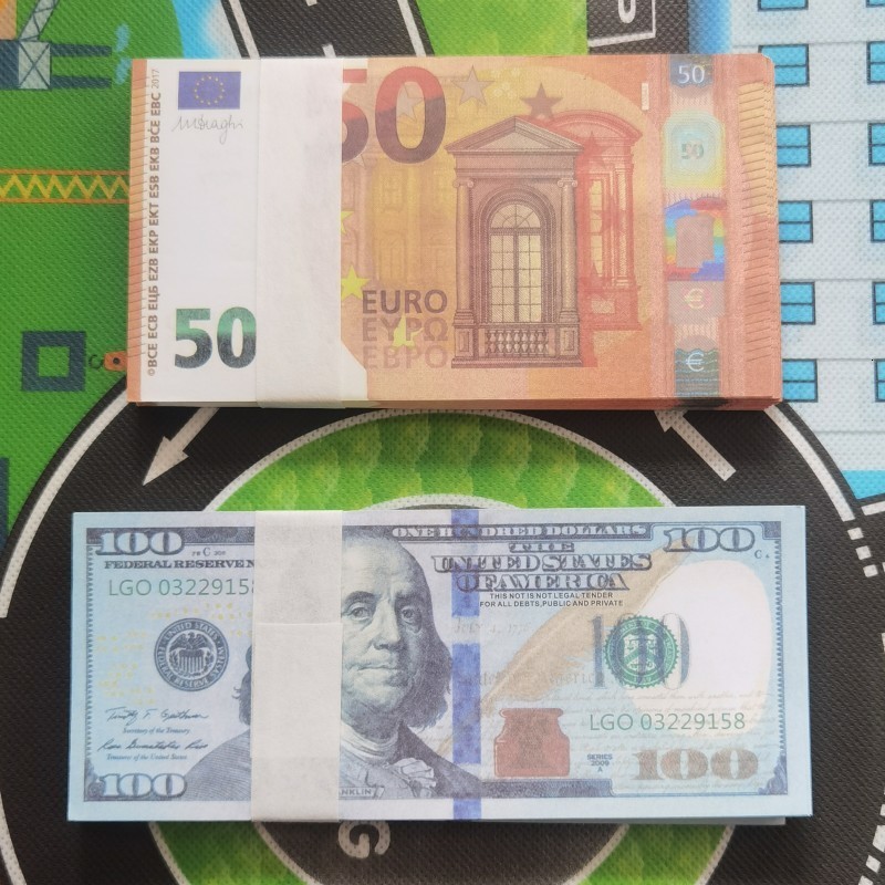 Novelty Games 100PCS Set Fun Euro Banknotes 10 20 50 100 Banknote Bills Xmas Year Party Gift Souvenirs 230406
Novelty Games 100PCS Set Fun Euro Banknotes 10 20 50 100 Banknote Bills Xmas Year Party Gift Souvenirs 230406