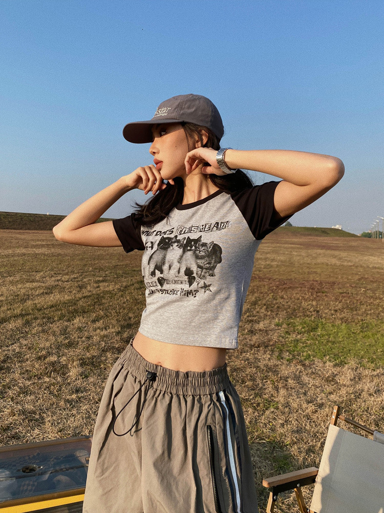 Women s T Shirt Women Y2k Crop Tops Tees Cat Print Slim Graphic Summer Korean Fashion Harajuku Streetwear Short Sleeve Aesthetic Clothes 230407