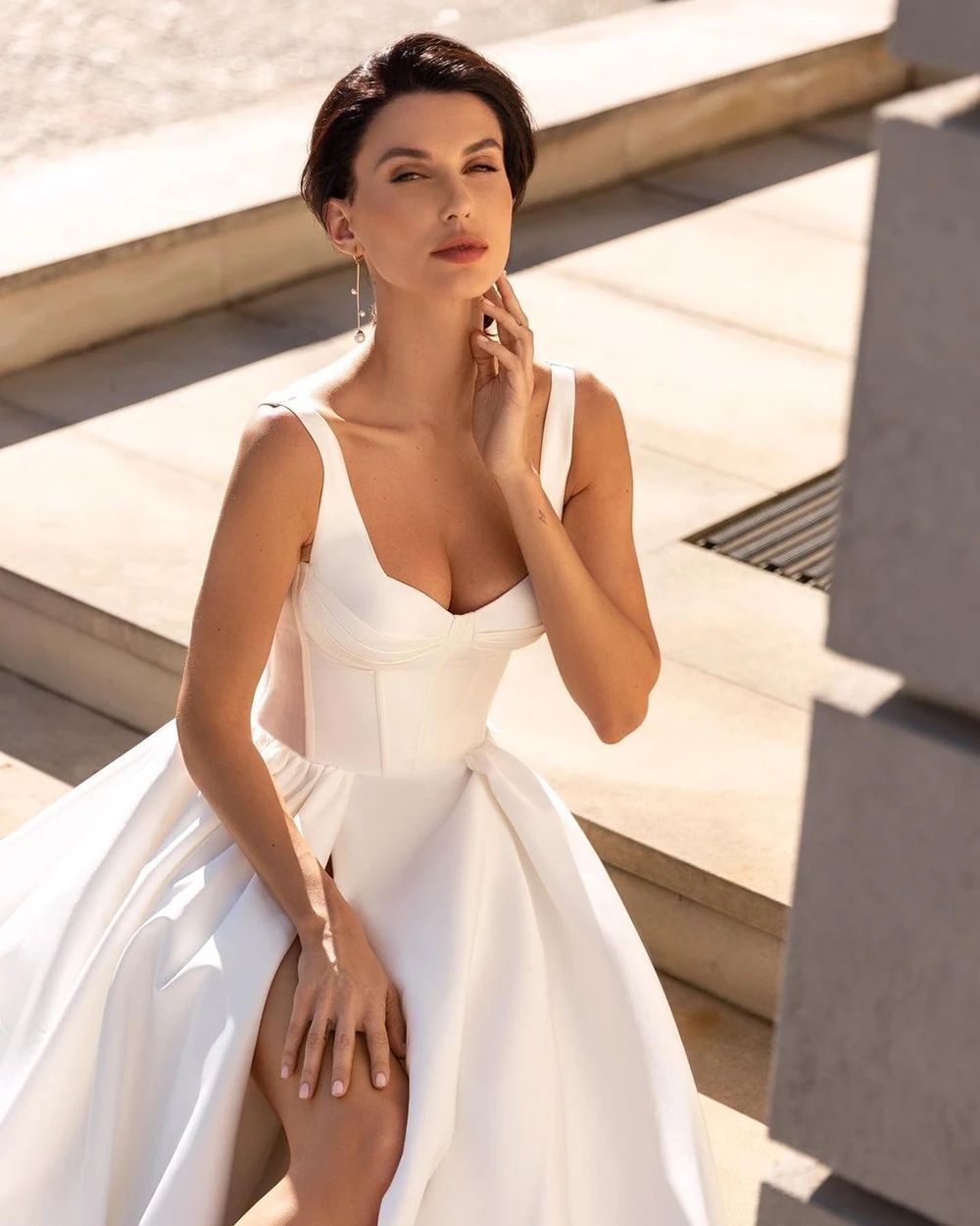 Elegant Solid A Line Wedding Dress 2024 Sleeveless Backless Bridal Gowns White Satin Side Split Bride Dresses Vestidos De Novia