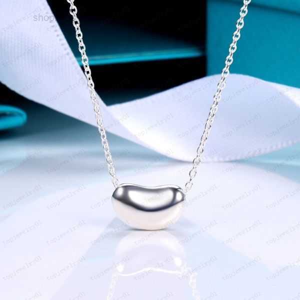 Pendant Necklaces Luxury Pea Necklace Women Stainless Steel Diamond Designer Neck Jewelry Christmas Gift Wholesale with Box 3 V6UL
Pendant Necklaces Luxury Pea Necklace Women Stainless Steel Diamond Designer Neck Jewelry Christmas Gift Wholesale with Box 3 V6UL