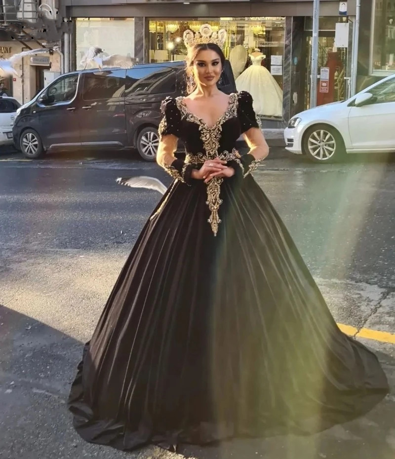 Albanian Robes Long Sleeve Prom Occasion Dresses 2023 Black Gold Lace Beaded Traditional Kosovo Evening Reception Gowns
