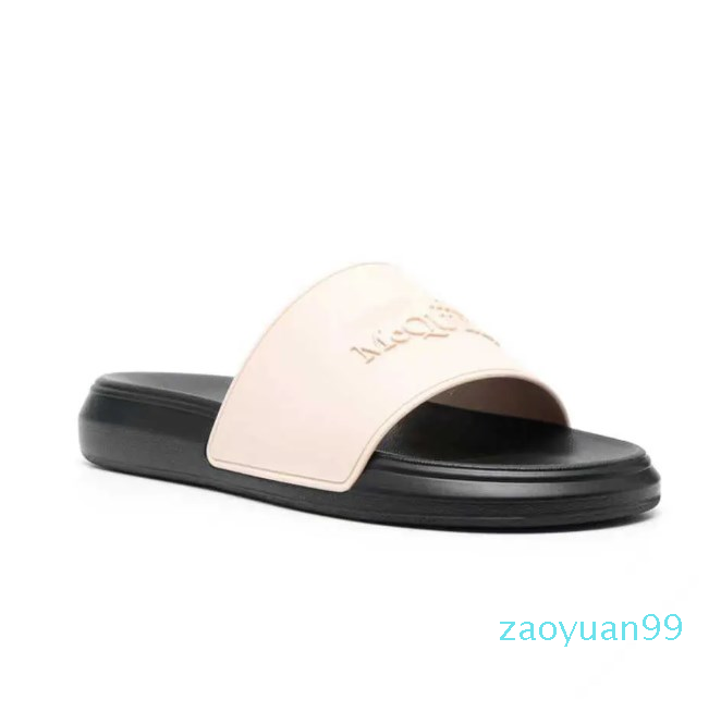 Designer Slippers Summer Sandals Beach Slide Flat Platform Sandali Slides Home Shoes Flip Flops Striped Embroidery Printed Causal Slipper Men Women
Designer Slippers Summer Sandals Beach Slide Flat Platform Sandali Slides Home Shoes Flip Flops Striped Embroidery Printed Causal Slipper Men Women