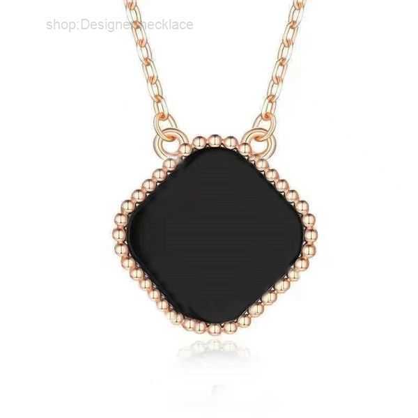 Pendant Necklaces Luxury Four Leaf Clover Mother of Pearl Designer Jewelry Plated Silver Gold Chain Stainless Steel Wedding Christmas Gift Zb002 E23 10 L0Q6
Pendant Necklaces Luxury Four Leaf Clover Mother of Pearl Designer Jewelry Plated Silver Gold Chain Stainless Steel Wedding Christmas Gift Zb002 E23 10 L0Q6