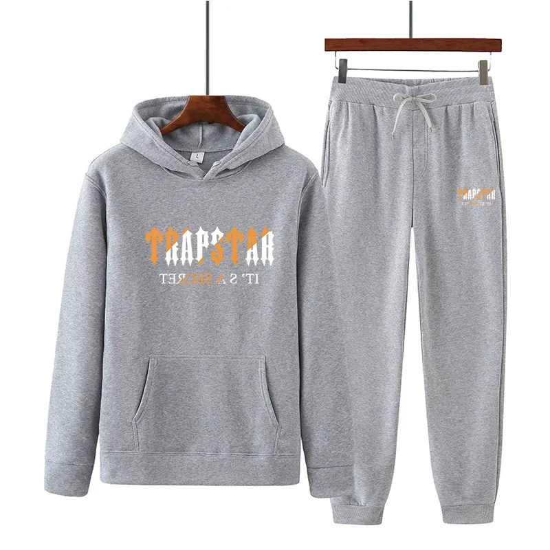 Men's Tracksuits Autumn Winter tech fleece trapstars tracksuit jackets designer sweater Sets Sweatshirt Casual Pants Running woman sportswear luxury clothes, White
Men's Tracksuits Autumn Winter tech fleece trapstars tracksuit jackets designer sweater Sets Sweatshirt Casual Pants Running woman sportswear luxury clothes, White
