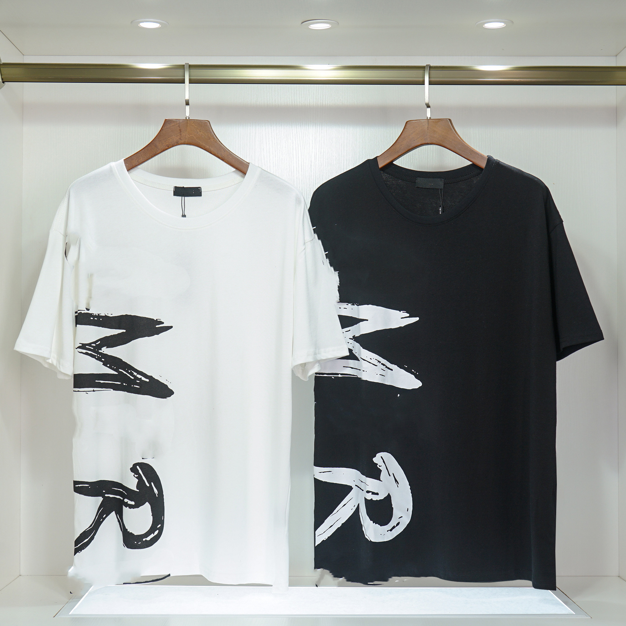 2023 Summer New Designer Men T-shirt Print Fashion Men's Amari Cotton Casual amri T-shirt Short Sleeve Luxury Hip Hop Street Apparel Luxury Short Sleeve SIZE S-3XL 8012, As shown
2023 Summer New Designer Men T-shirt Print Fashion Men's Amari Cotton Casual amri T-shirt Short Sleeve Luxury Hip Hop Street Apparel Luxury Short Sleeve SIZE S-3XL 8012, As shown