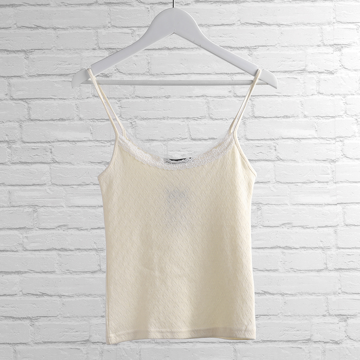 Camisoles Tanks Heart Hollow Out Slim Crop Top Women Summer Fashion Casual Lace Patchwork Cotton Camis Blouses Female Solid Simple Tank Tops 230413