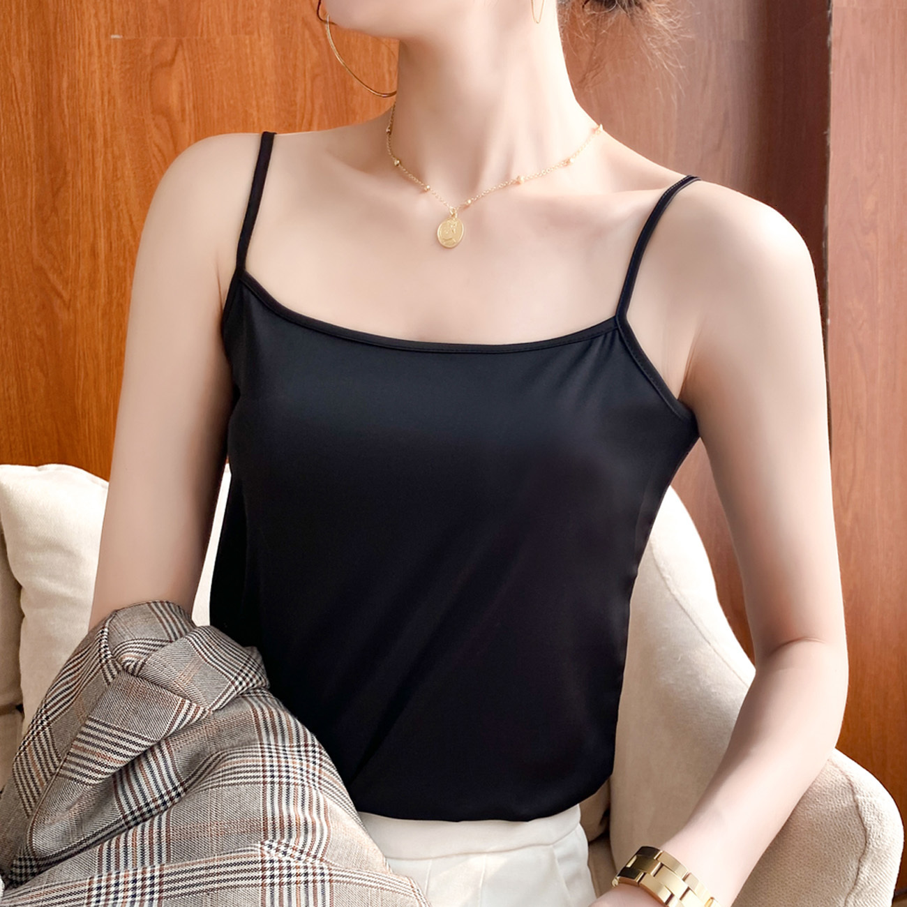 Camisoles Tanks Camisole Women's Suit Silk With White And Black Base Ice Silk Acetate Satin Loose Top 230420