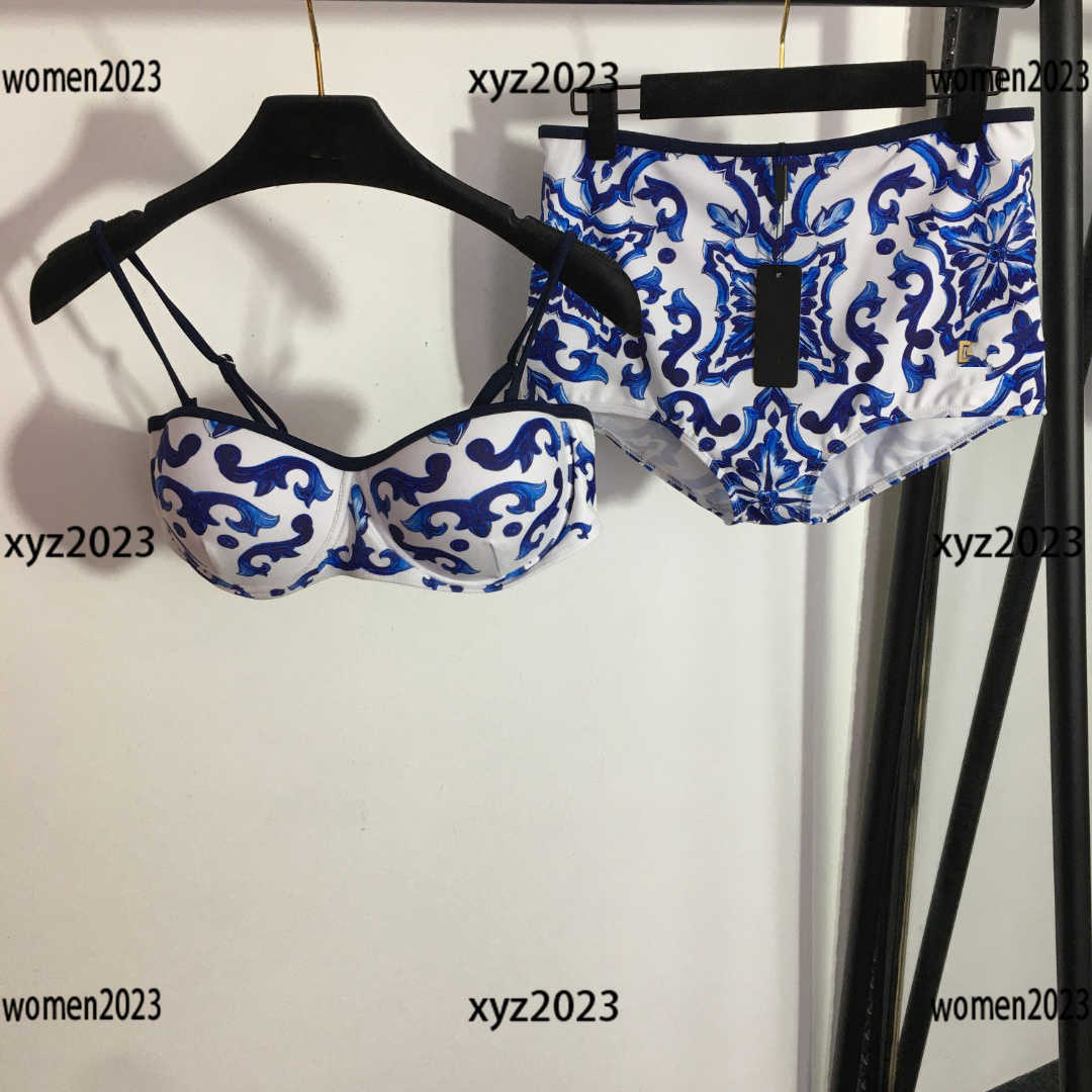 luxury women bikini Blue and white letter printing Swimwear girl one piece swimsuit Size -XL Strap underwear and briefs new arrival, #1
luxury women bikini Blue and white letter printing Swimwear girl one piece swimsuit Size -XL Strap underwear and briefs new arrival, #1