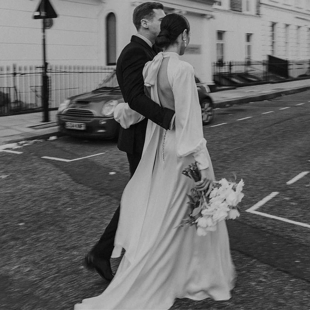 2025 Elegant A-Line Wedding Dress Halter Puff Sleeves Pleat Backless Silk Satin Bridal Party Gowns Vestidos De Novia