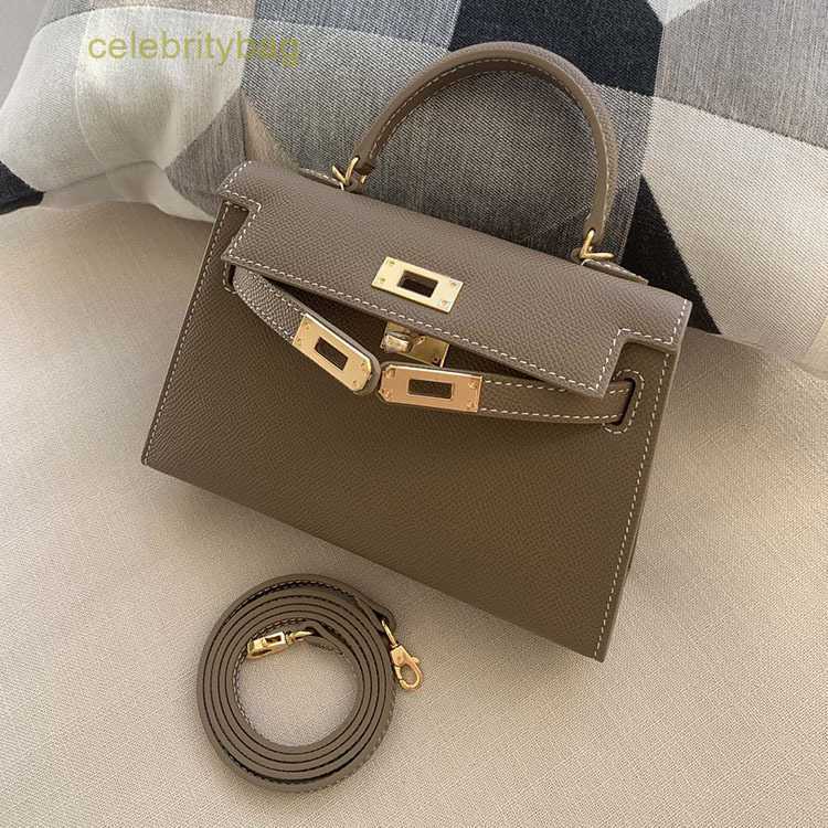 Designer Kellies Handbags Hemres Versatile 2023 Premium New Leather Bag Second Generation 19cm One Shoulder Crossbody Handheld Small Girl has logo PJ8P, Khaki5
Designer Kellies Handbags Hemres Versatile 2023 Premium New Leather Bag Second Generation 19cm One Shoulder Crossbody Handheld Small Girl has logo PJ8P, Khaki5