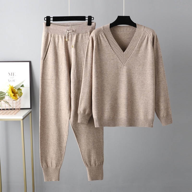Men's Tracksuits Autumn and Winter Women's V-neck Sweater Two Piece Women's Knitted Pants Set 230408