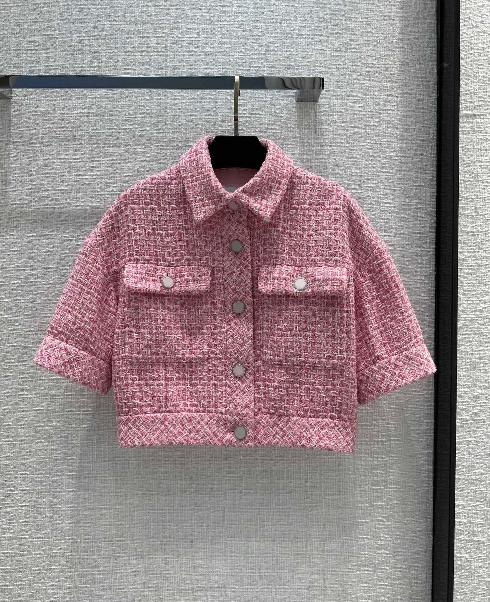 Fashion 2023 Design Spring Summer Short Jacket Women Lapel Pockets Solid Tweed Blazer Elegant Lady Single-breasted Coat Short Sleeve, Pink
Fashion 2023 Design Spring Summer Short Jacket Women Lapel Pockets Solid Tweed Blazer Elegant Lady Single-breasted Coat Short Sleeve, Pink