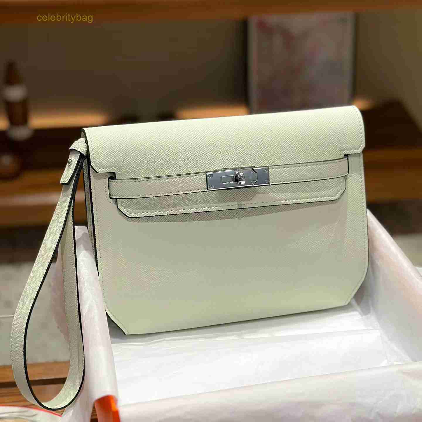 Designer Kellies Handbags Hemres New Genuine Leather 25 Silver Button Single Shoulder Bag Mens and Womens Unisex Underarm Palmprint Straddle Messenger has logo PB1, Black4
Designer Kellies Handbags Hemres New Genuine Leather 25 Silver Button Single Shoulder Bag Mens and Womens Unisex Underarm Palmprint Straddle Messenger has logo PB1, Black4