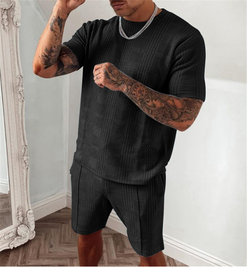 Men's Tracksuits Men's two-piece summer casual T-shirt and shorts set Men's striped sportswear 230408