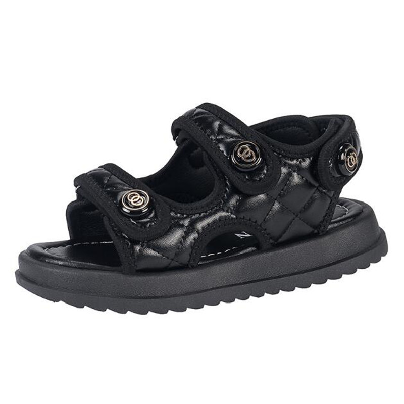2023 New Summer Children Fashion Soft Sports Sandal Black White 2 Colors Kids Girls Leather Shoes Toddlers Students Flat Sandals
2023 New Summer Children Fashion Soft Sports Sandal Black White 2 Colors Kids Girls Leather Shoes Toddlers Students Flat Sandals
