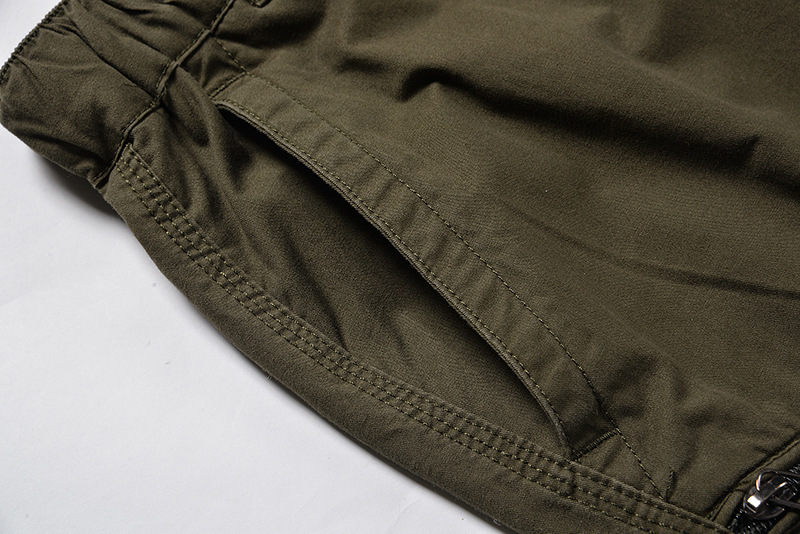 Men's Shorts Summer men's multi pocket cargo men's trousers green khaki men's loose shorts plus size 5XL 230408