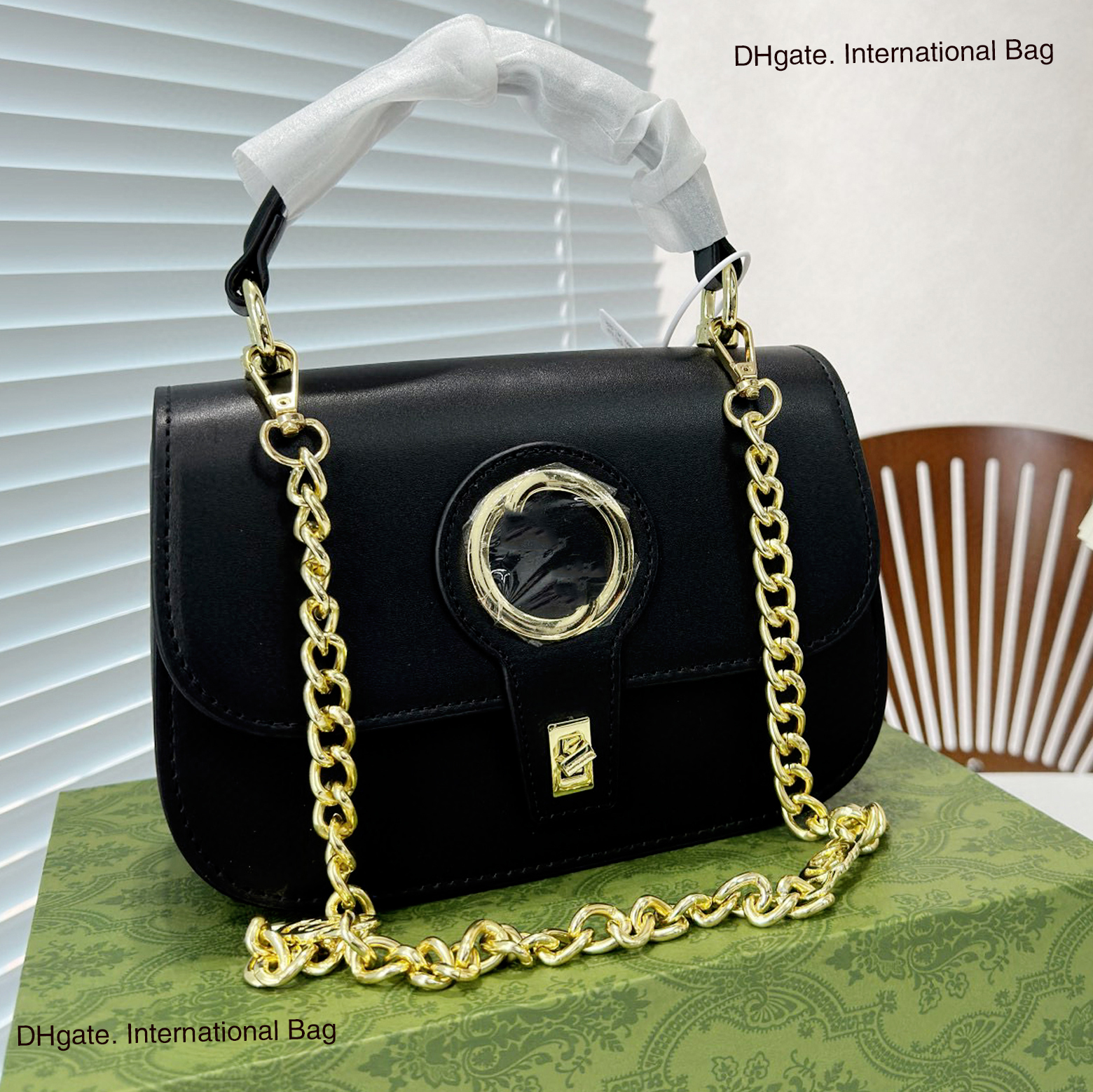 Blondie Retro Chic Medieval Bag Luxury Handbag for Spring and Summer Outfits with Hardware Chains and Logo, White
Blondie Retro Chic Medieval Bag Luxury Handbag for Spring and Summer Outfits with Hardware Chains and Logo, White