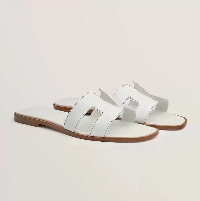 2023 Factory wholesale Luxury light shoes women slipper sandal Flat genuine leather Slide oran Sandanls brands lady flats slippers flop shoe #35-41 good quality
2023 Factory wholesale Luxury light shoes women slipper sandal Flat genuine leather Slide oran Sandanls brands lady flats slippers flop shoe #35-41 good quality