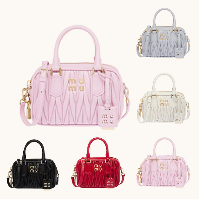 7A quality Miui Matelasse clutch bags Miu Hobo luxurys tote hand bag Womens shopping handbag Mens wallet Designer crossbody Genuine Leather bowling shoulder bags, Blue
7A quality Miui Matelasse clutch bags Miu Hobo luxurys tote hand bag Womens shopping handbag Mens wallet Designer crossbody Genuine Leather bowling shoulder bags, Blue